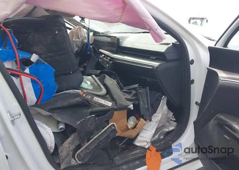 2025 Kia K5 Ex from USA, damaged, VIN KNAG34J76S5271446